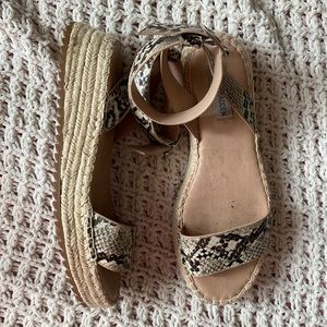 Steve Madden sandals